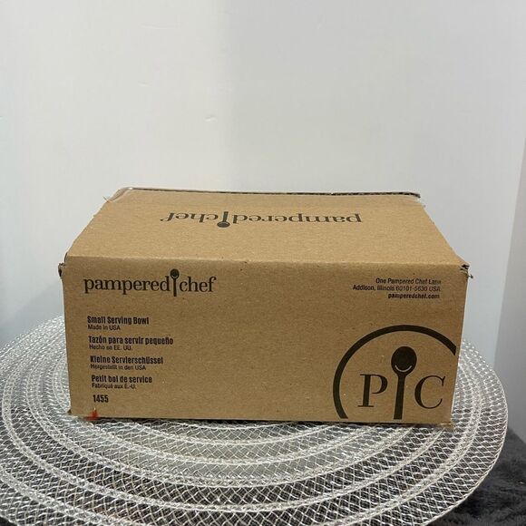 Pampered Chef Graystone Small Serving Bowls Set of 2 #1456 NWT - Picture 6 of 6